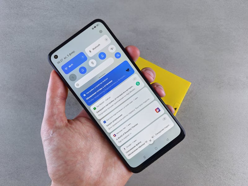Real-time data plotting graph updating via Web Bluetooth notification events