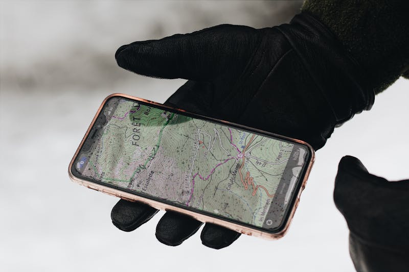 smartphone gps signal accuracy map navigation error
