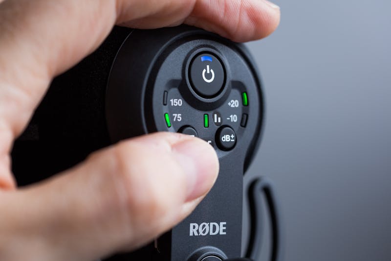 troubleshooting flowchart distinguishing between browser mic issues and application specific audio failures